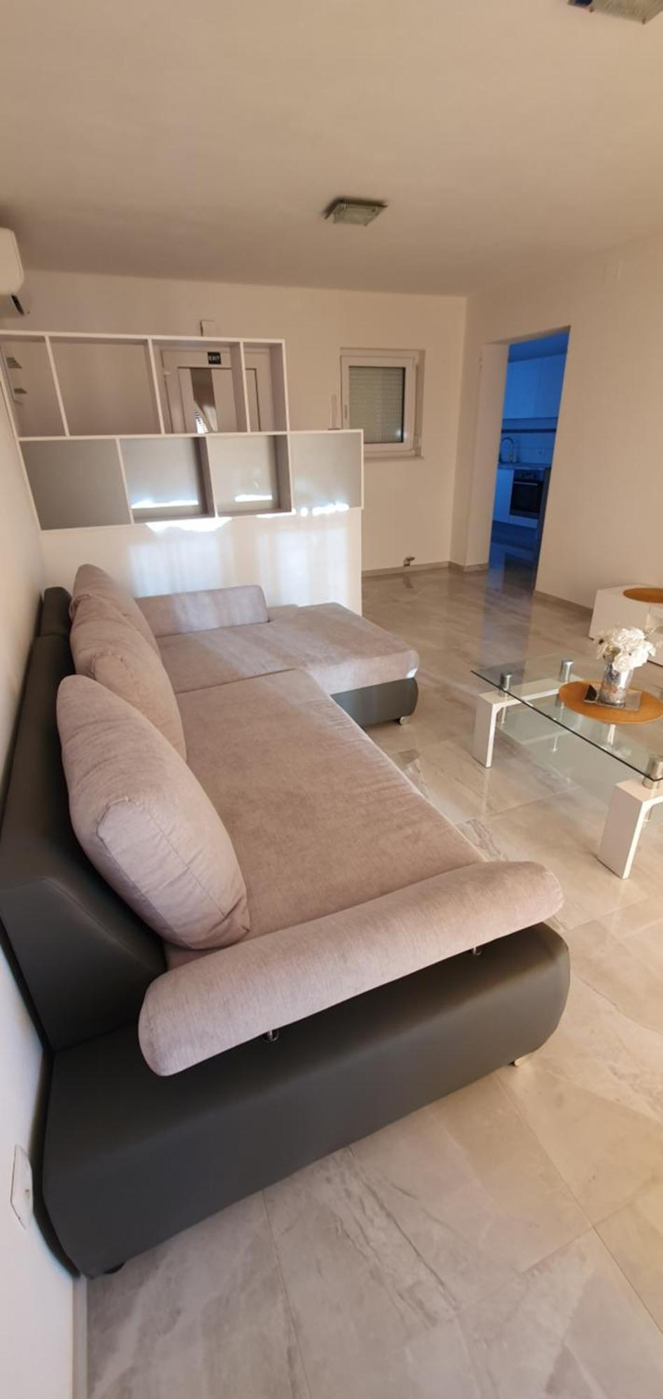 Apartmani Naomi&Leo セニ エクステリア 写真